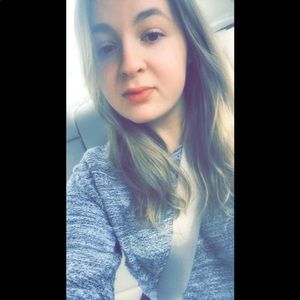 Meet your Posher, Rebecca